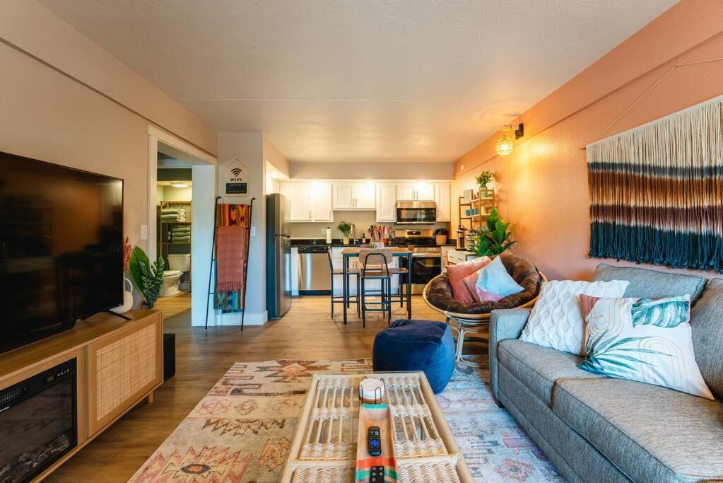 Pet Friendly Boho Condo With Pool--Fitness Center--Next To The Branson Landing--Close To Convention Center And Kanakuk Buitenkant foto